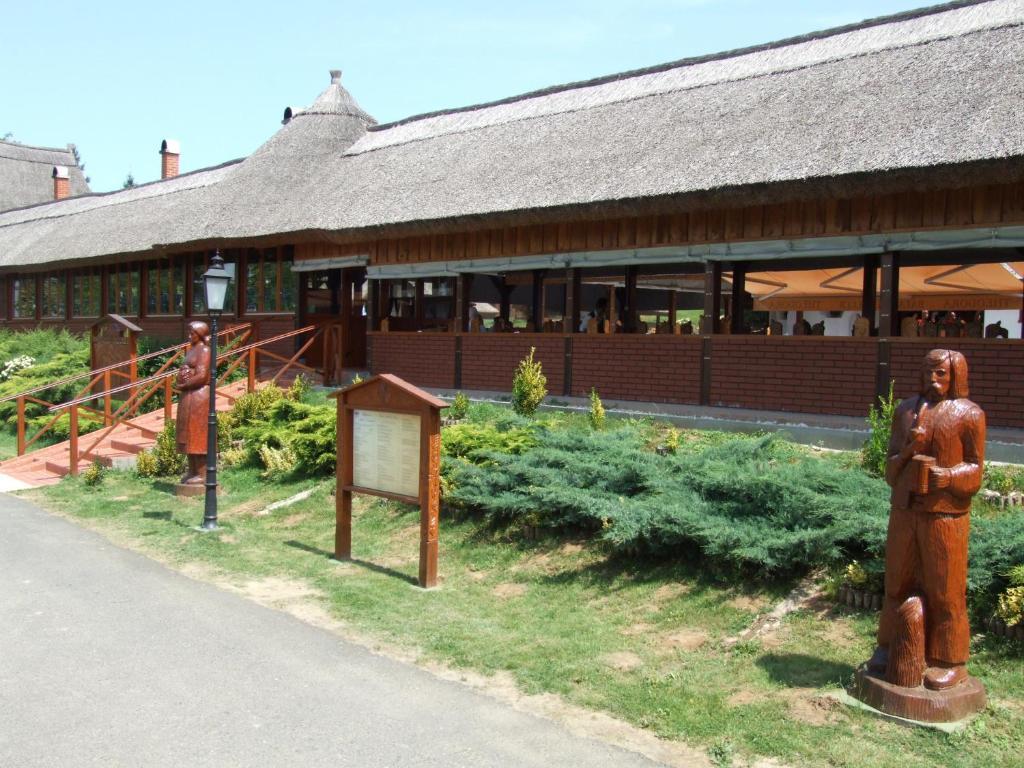 Hotel Gasztro Elmenybirtok - Balatonlelle-Radpuszta Exteriér fotografie